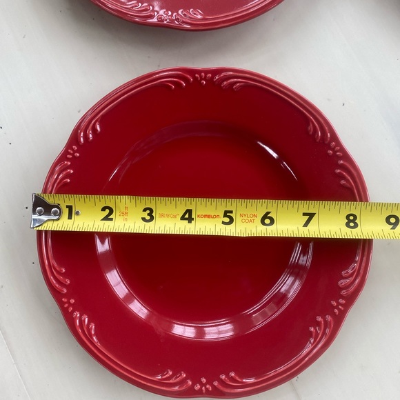 Pfaltzgraff Winterberry Ruby Salad Plates ***** Set of 4 ***** Discontinued - Picture 3 of 3